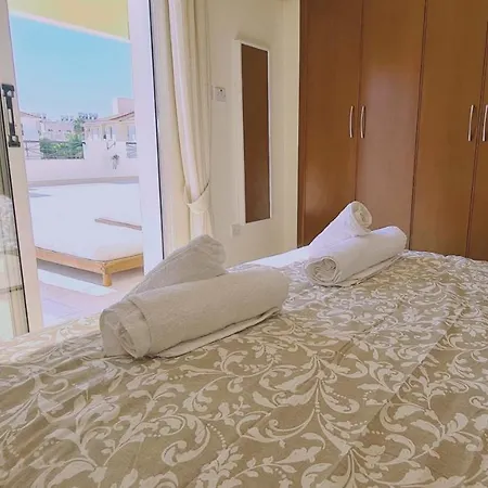 Sunny Palms Apt Apartment