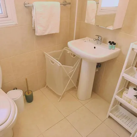 Sunny Palms Apt Apartment