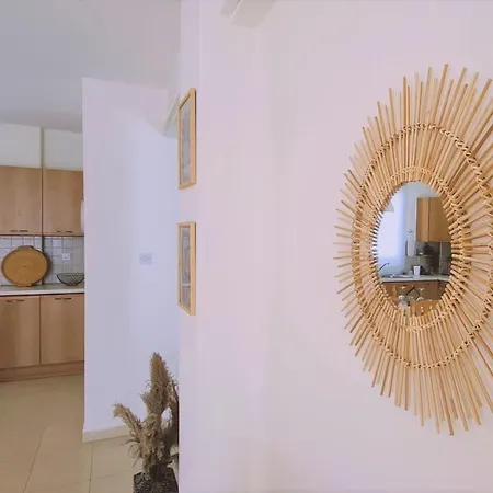 Διαμέρισμα Sunny Palms Apt
