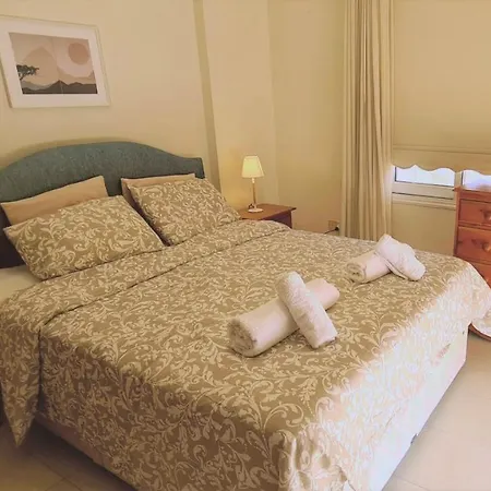 Διαμέρισμα Sunny Palms Apt