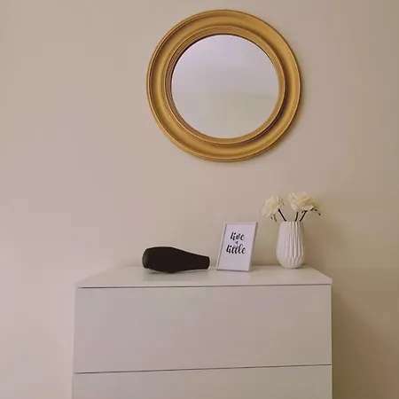 Διαμέρισμα Sunny Palms Apt
