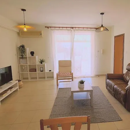 Διαμέρισμα Sunny Palms Apt *