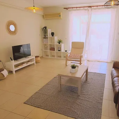 Διαμέρισμα Sunny Palms Apt *