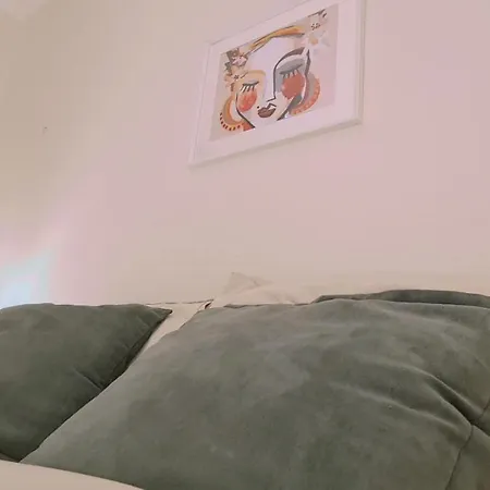 Sunny Palms Apt